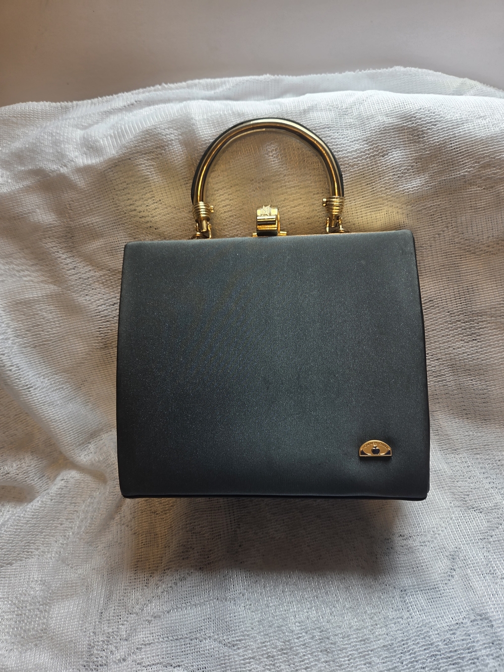 Mini Bag Charcoal And Gold Accordian Stylr Dual Pocket